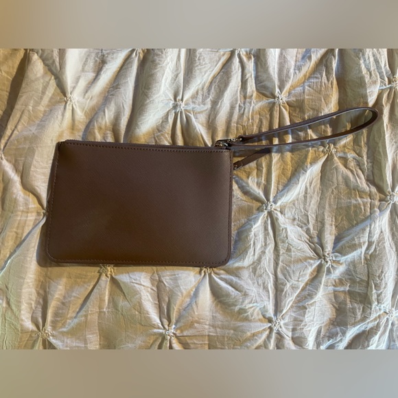 Kate Spade Wallet - Picture 2 of 2